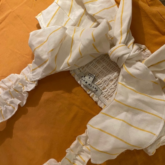 Striped Ruffle Crop Top - Picture 2 of 2